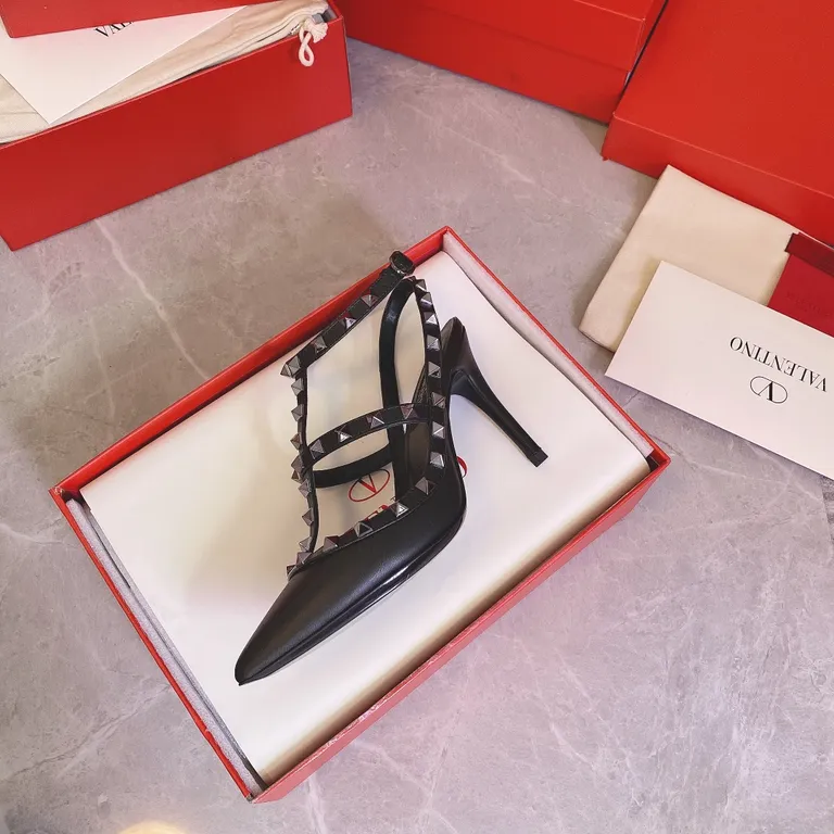 Valentino Shoe 